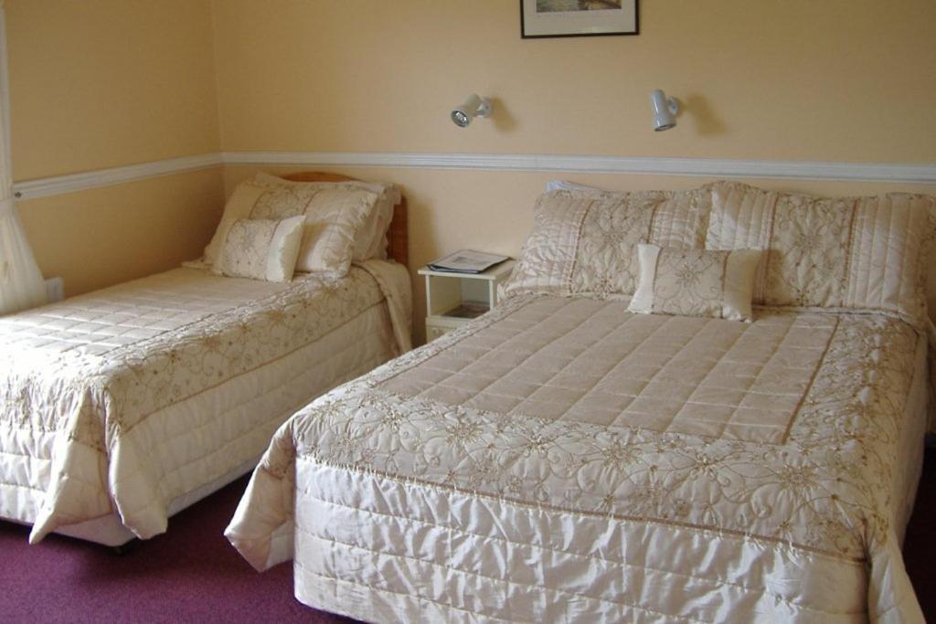 Riverwalk House B&B Oughterard Δωμάτιο φωτογραφία