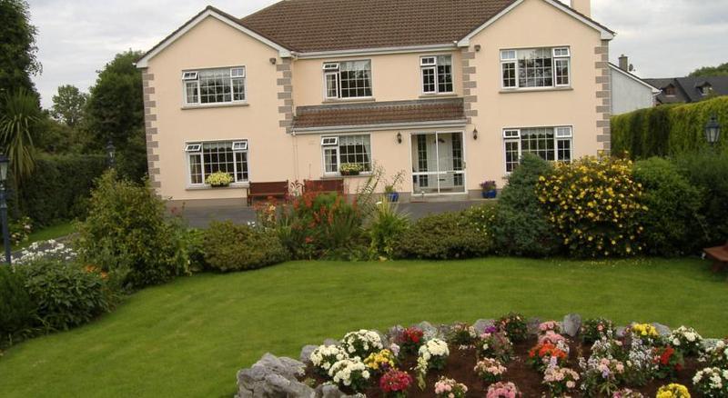 Riverwalk House B&B Oughterard Εξωτερικό φωτογραφία