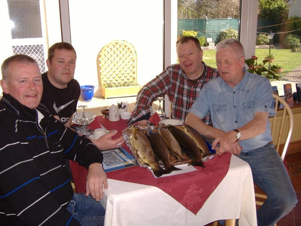 Riverwalk House B&B Oughterard Εξωτερικό φωτογραφία