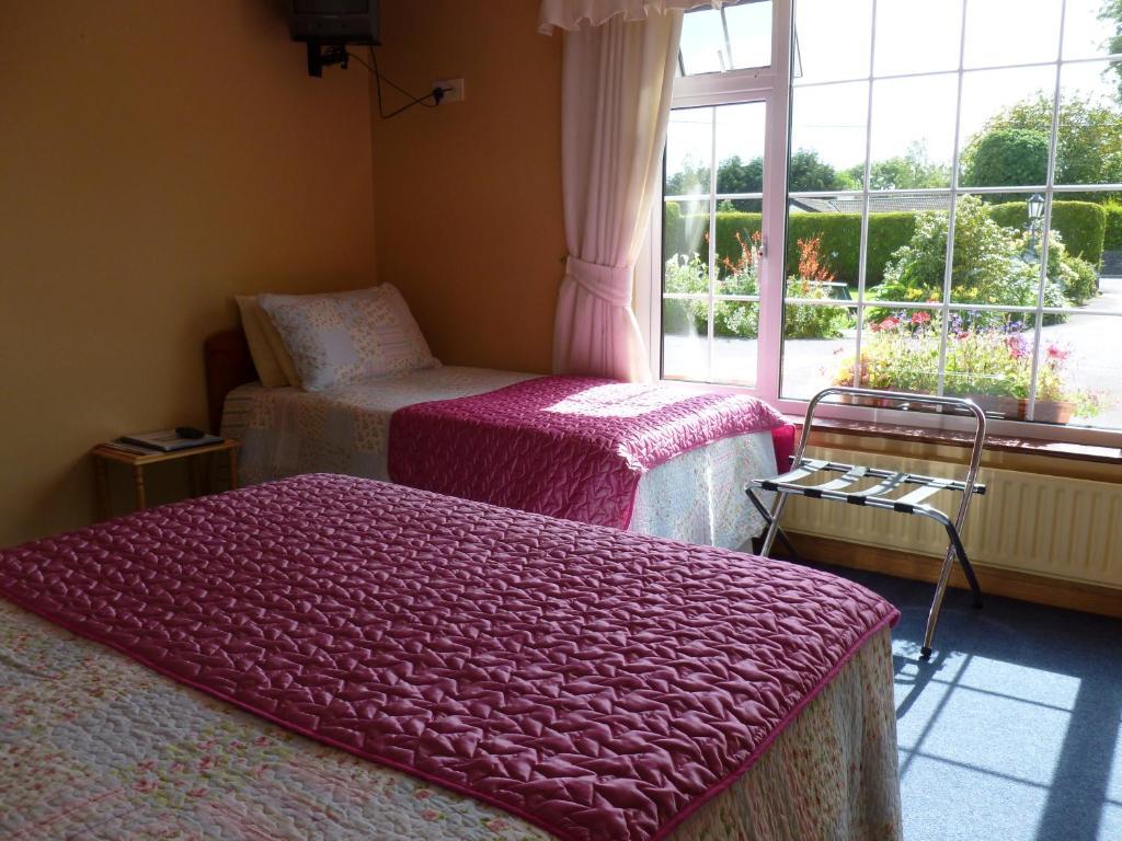 Riverwalk House B&B Oughterard Εξωτερικό φωτογραφία